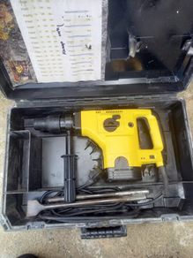 DeWalt SDS Max Hammer Drill