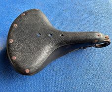 Vintage Wrights saddle
