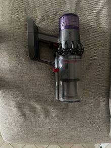 Dyson v11 absolute