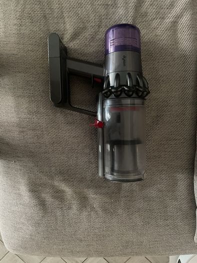 Dyson v11 absolute