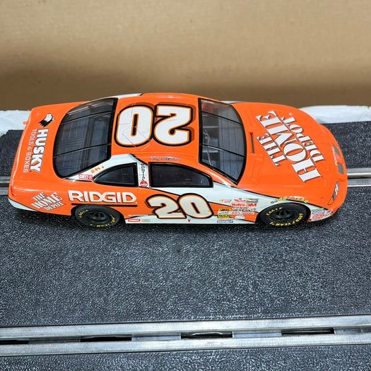 SCX 1:32 NASCAR Slot Car Track Set Tested - 2 Cars & Box - Super Speedway