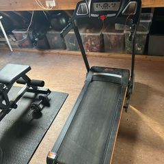 ITM fitness t-44 ultra treadmill