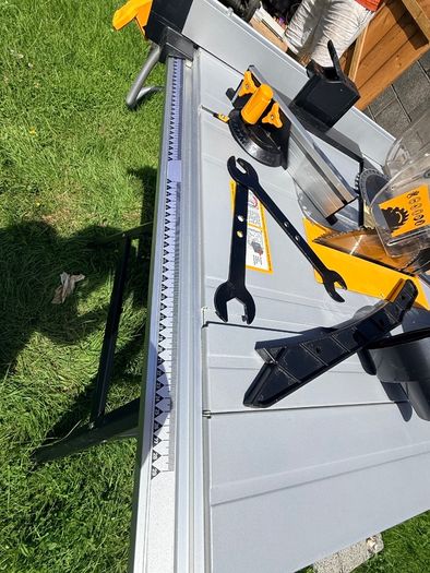 Titan Table Saw