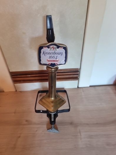 Vintage Kronenbourg 1664 bar beer pull pump handle