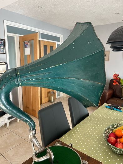 Antique Horn Gramophone