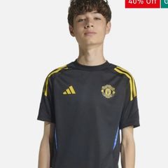 man utd training jersey BNWT