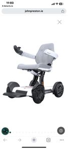 Electric wheelchair