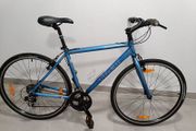 Trek Hybrid bike size M in excellent nearly new condition .