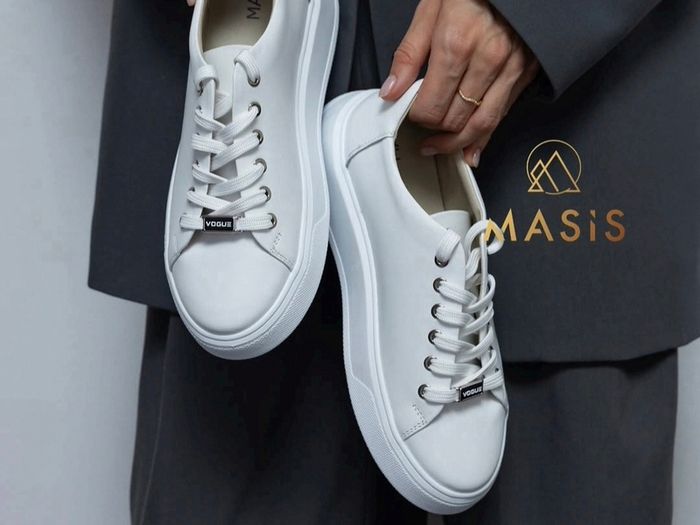 New Sneakers. UK 4. S 37. Genuine leather