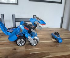 VTech remote controlled Switch & Go Dash T-Rex/Car transformer