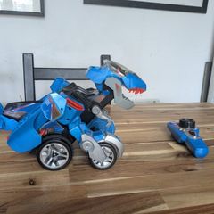 VTech remote controlled Switch & Go Dash T-Rex/Car transformer