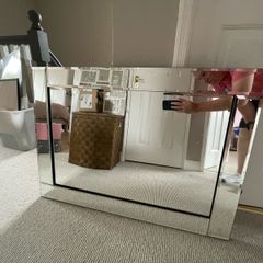 mirror