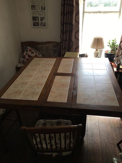 Table & chairs