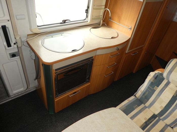 Hymer B614