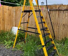 Youngman ladder