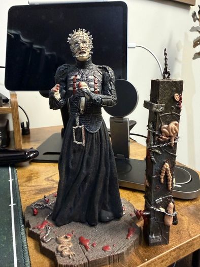 NECA Hellraiser Pinhead Figure