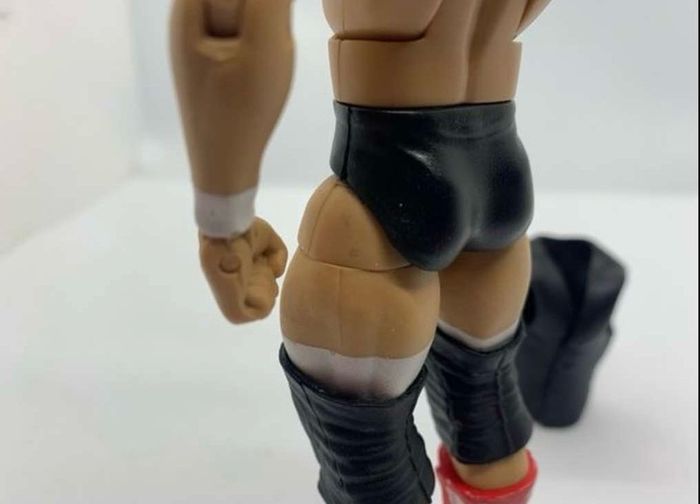 wwe elite lost legends Magnum T.A action figure