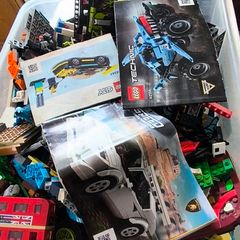 Box of random lego About 6 KG,