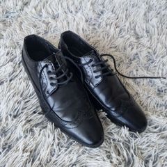 Boy's formal shoes