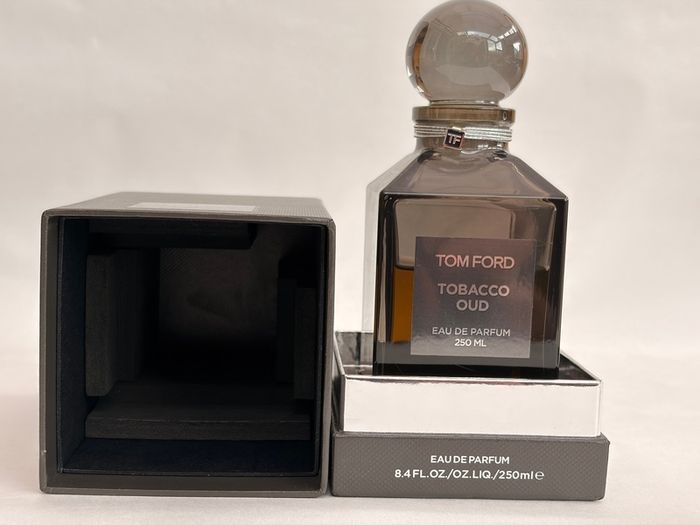 Tom Ford Tobacco Oud 250ml Flacon Approx. 180ml Remaining