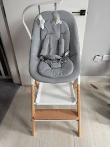 Twinly high chair from newborn state to toddler