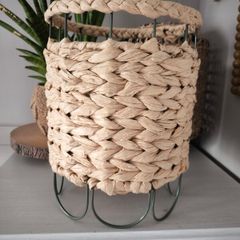 plant pot