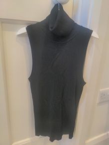 ZARA ladies sleeveless polo top