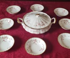 9 Piece Royal Albert Victoriana Rose Bone China Gold Gilt Lidded Tureen And Soup Bowls Set Made In England