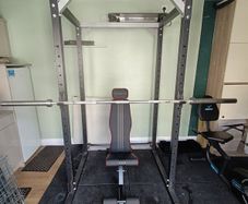 Hit Fitness Power Rack + 190kg weight