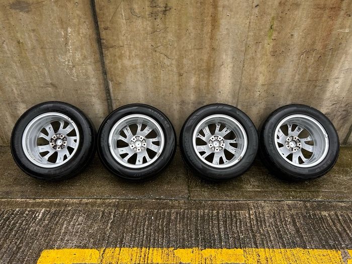 Genuine Hyundai 17" Alloys & Tyres