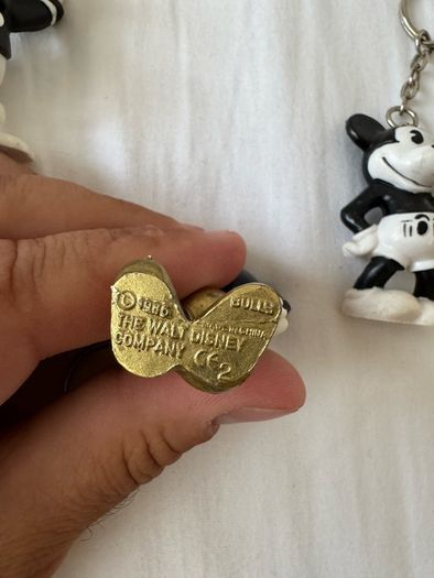 Official Vintage 1986 Disney Mickey Mouse Bullyland Bully Key Ring Keychain