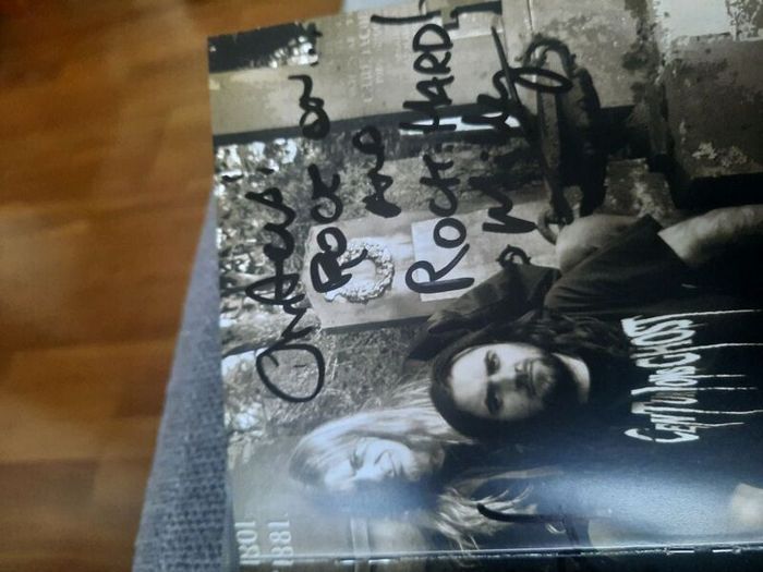 LORD VICAR: Fear No Pain CD (Fully autographed)