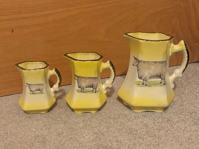 Vintage set of 3 ceramic pitchers/creamers by Ballyporeen Fine Ceramic