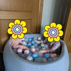 Kids ball pool