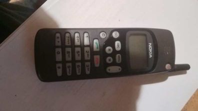 Vintage Nokia 1610 NHE-5NX Retro Brick Mobile Phone