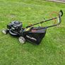 Briggs and stratten lawnmower Image 3