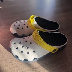 Junior Crocs Size 3