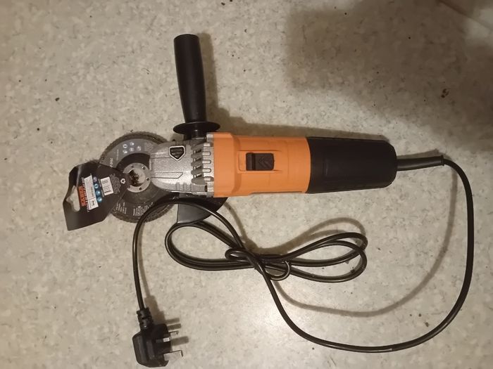 Angle grinder new