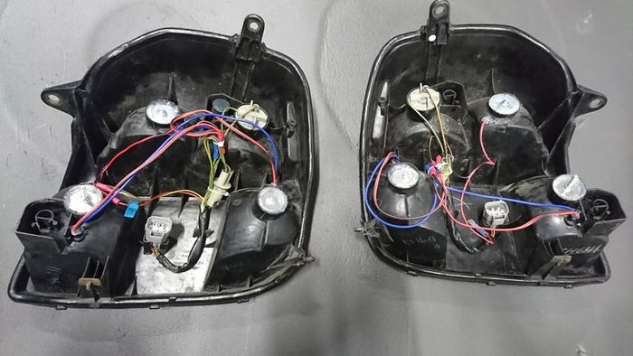 ZZW30 MR2 MR-S LED Tail Lighs Complete