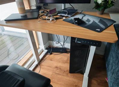 FLEXISPOT ONE PIECE Electric Standing Desk, Sit Stand Table Height Adjustable Desk with Memory Smart Pannel for Home Office, 100 x 60 cm Maple