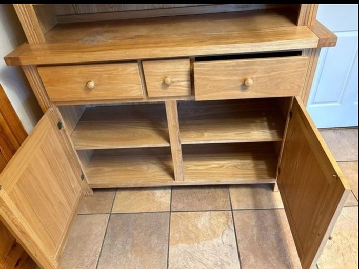 soild oak cabinet