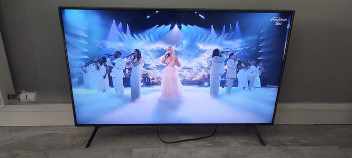 Samsung 43" UHD 4K HDR Smart Tv, Wifi, Lan, Usb, Saorview