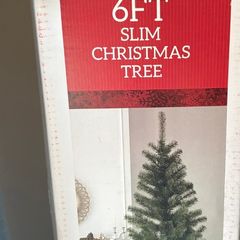 6ft Christmas tree