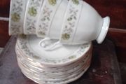 Vintage Yong Sheng  Green Flower Porcelain  Cups And Saucers