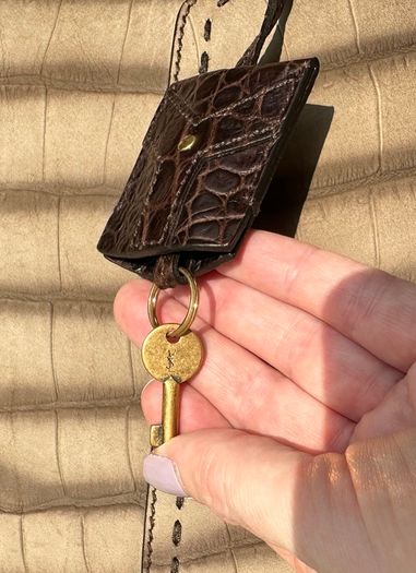 YSL (Yves Saint Laurent) Muse bag