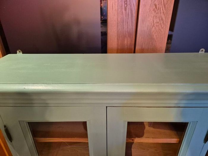 Wall or counter top cabinet