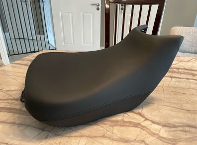 Triumph Tiger 1200 GT / Pro / Rally Heated Seat (low seat version)
