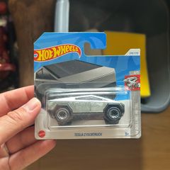 Tesla Cybertruck Hot Wheel