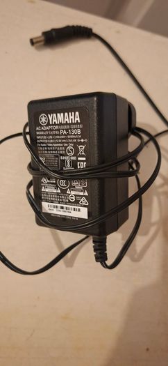 Yamaha Electric Keyboard