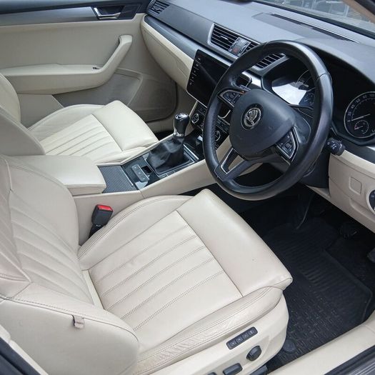 Skoda Superb Style 2018 1.6L Diesel  with tow bar